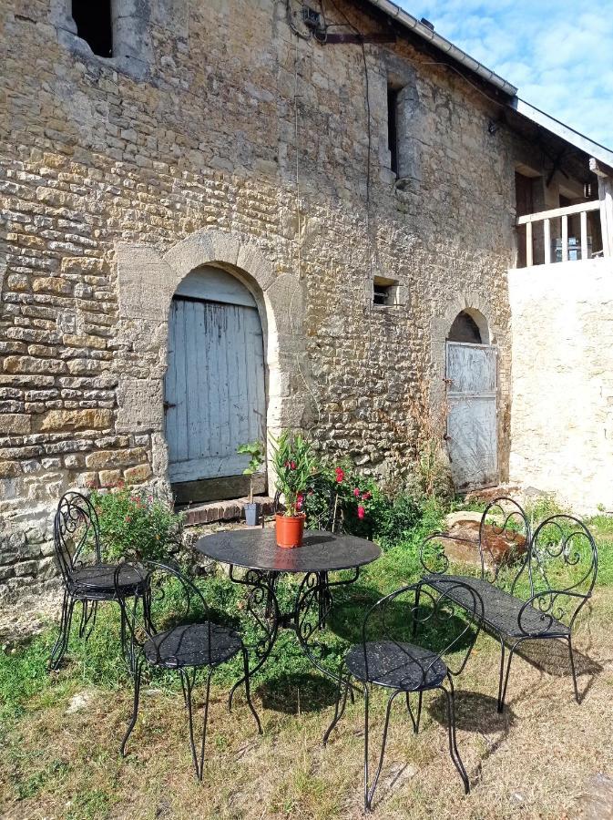 Maris Domus Pres Des Plages Du Debarquement Bayeux Exteriör bild